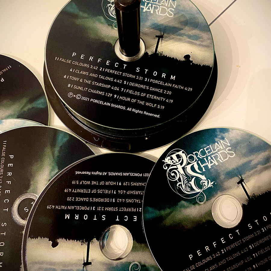 Printed Duplicated CDs, Top, UV Gloss Coated